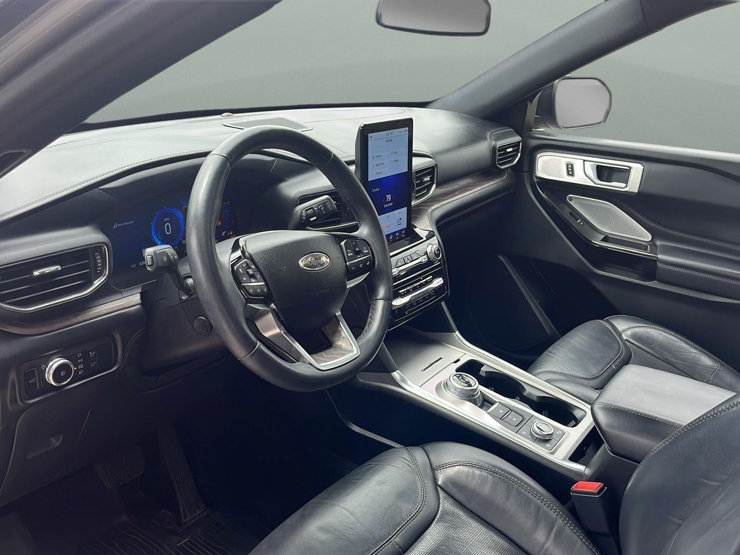 2023 Ford Explorer Platinum