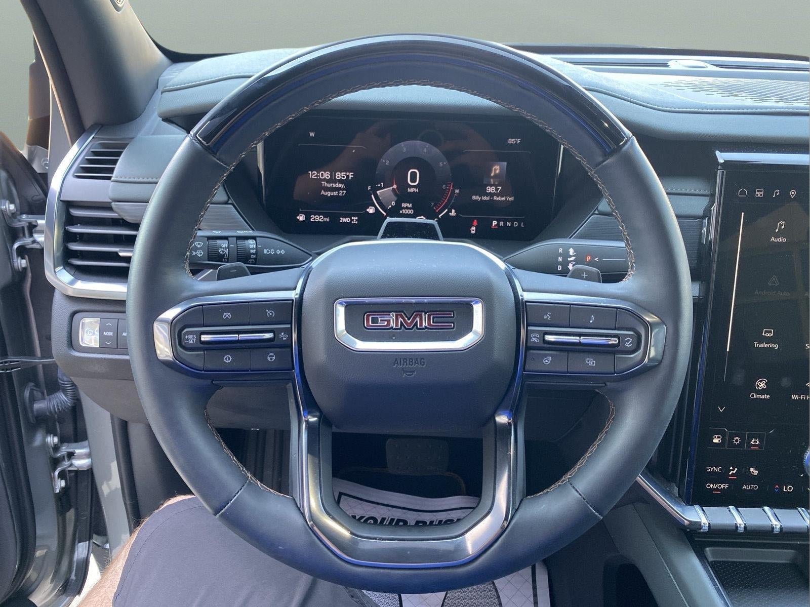 2024 GMC Acadia AT4