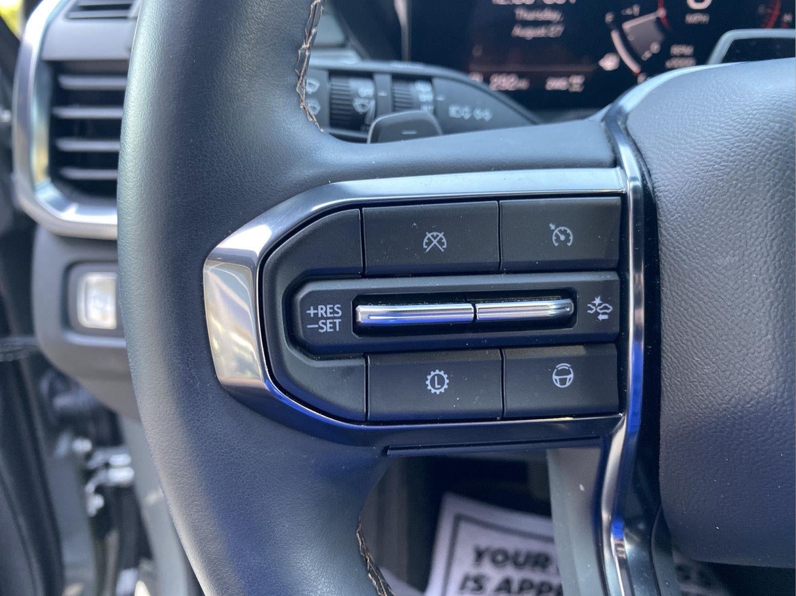 2024 GMC Acadia AT4