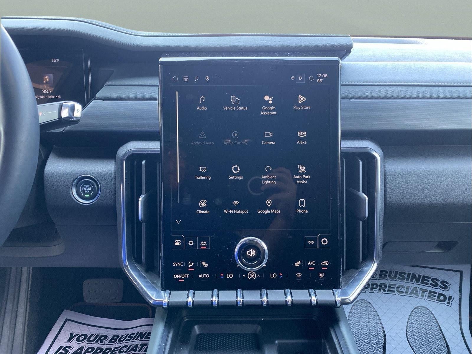 2024 GMC Acadia AT4