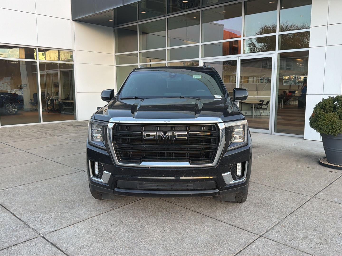 2022 GMC Yukon SLE