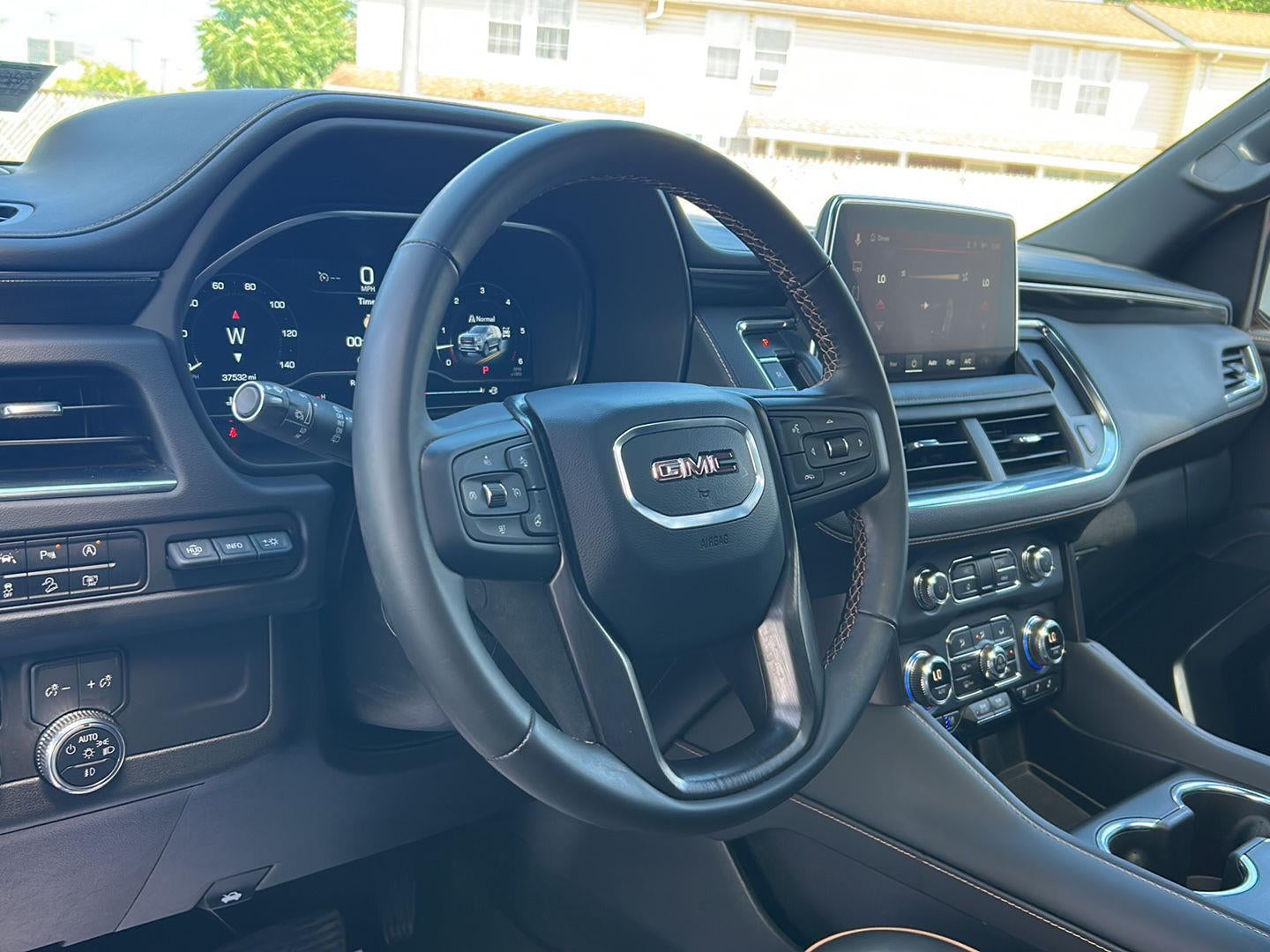 2024 GMC Yukon AT4