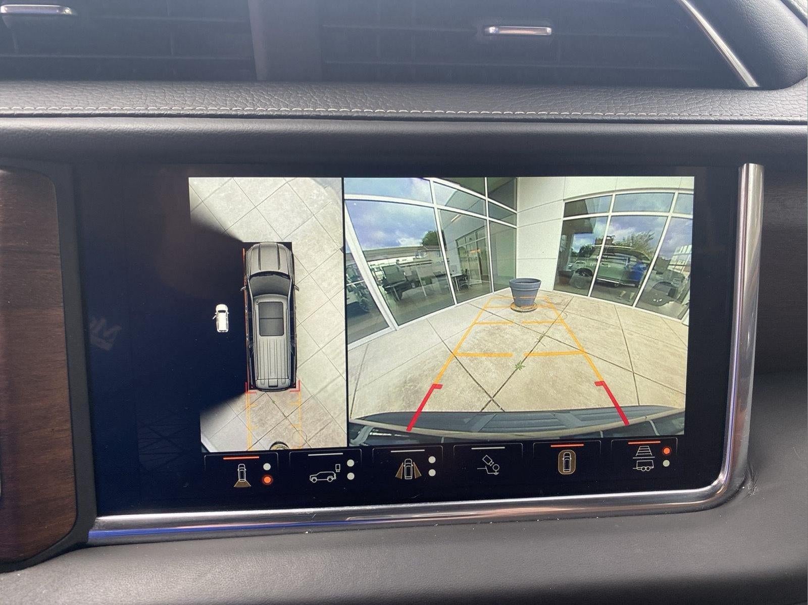 2023 GMC Yukon XL Denali Ultimate