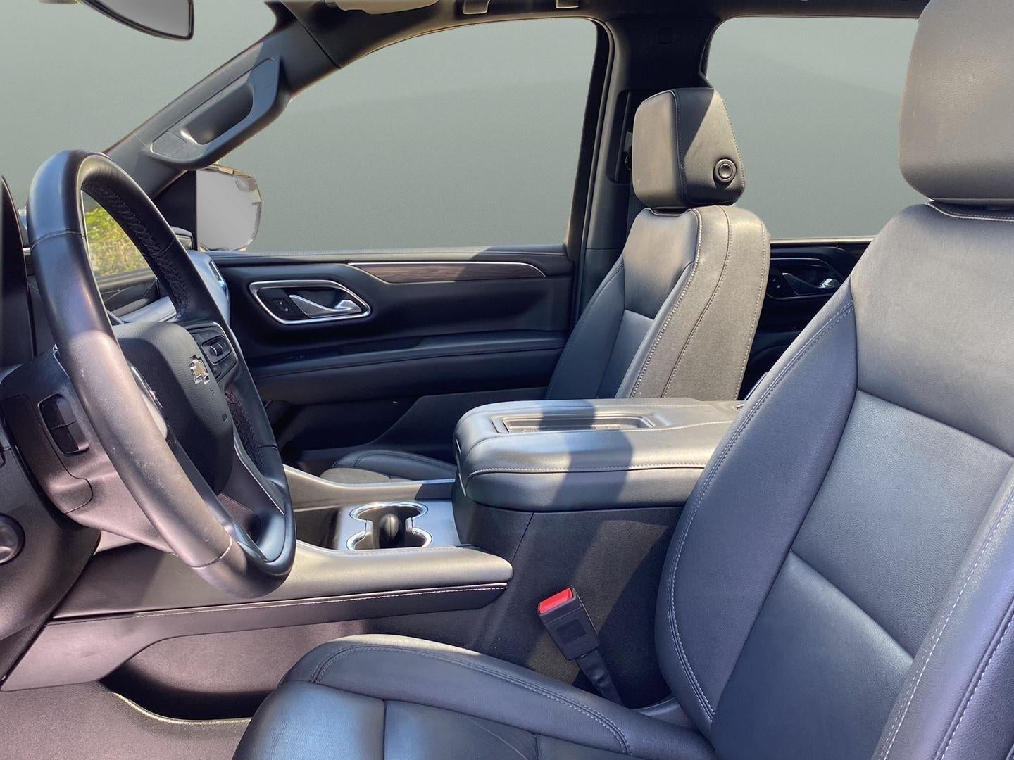 2023 Chevrolet Suburban LT