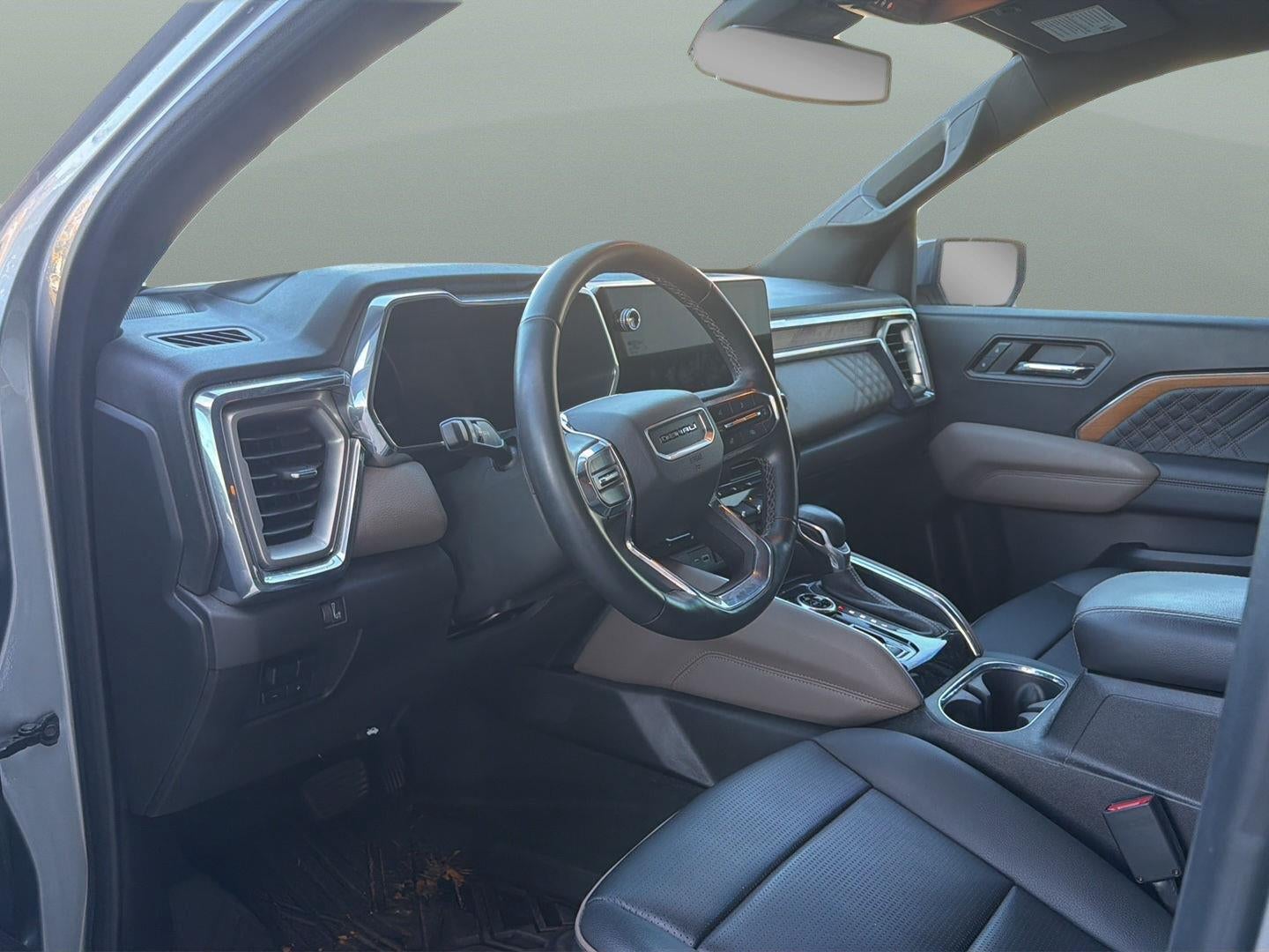 2023 GMC Canyon 4WD Denali