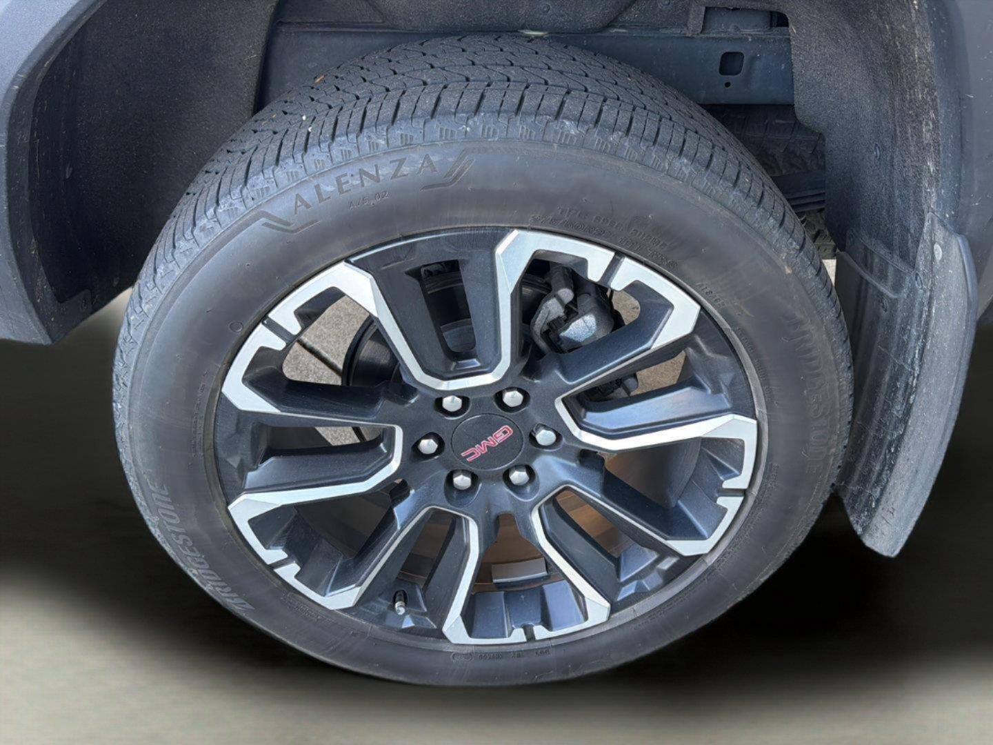 2023 GMC Canyon 4WD Denali