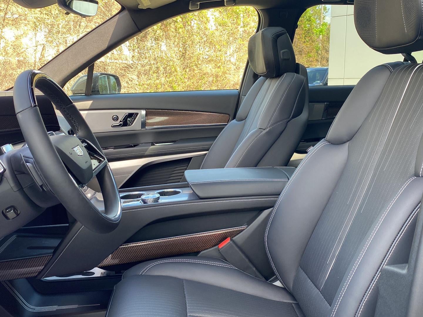 2026 Cadillac VISTIQ Luxury