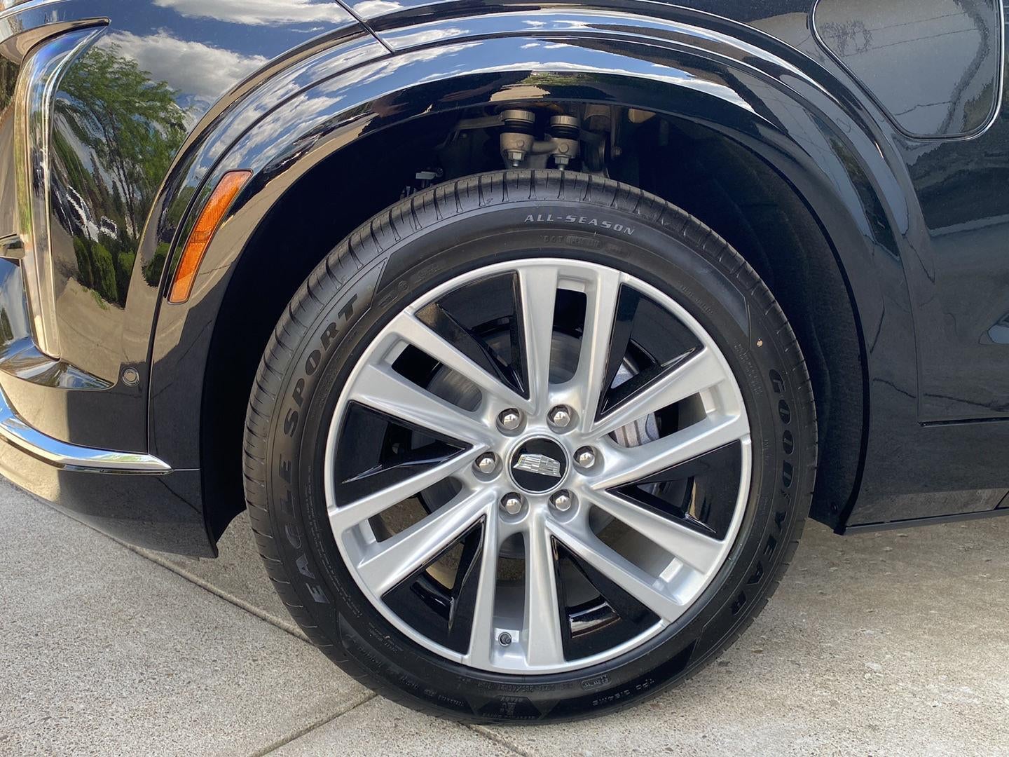 2026 Cadillac VISTIQ Luxury