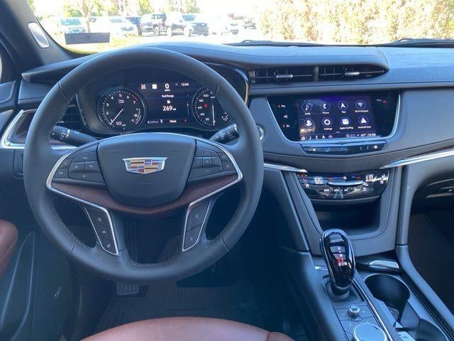 2025 Cadillac XT5 Premium Luxury
