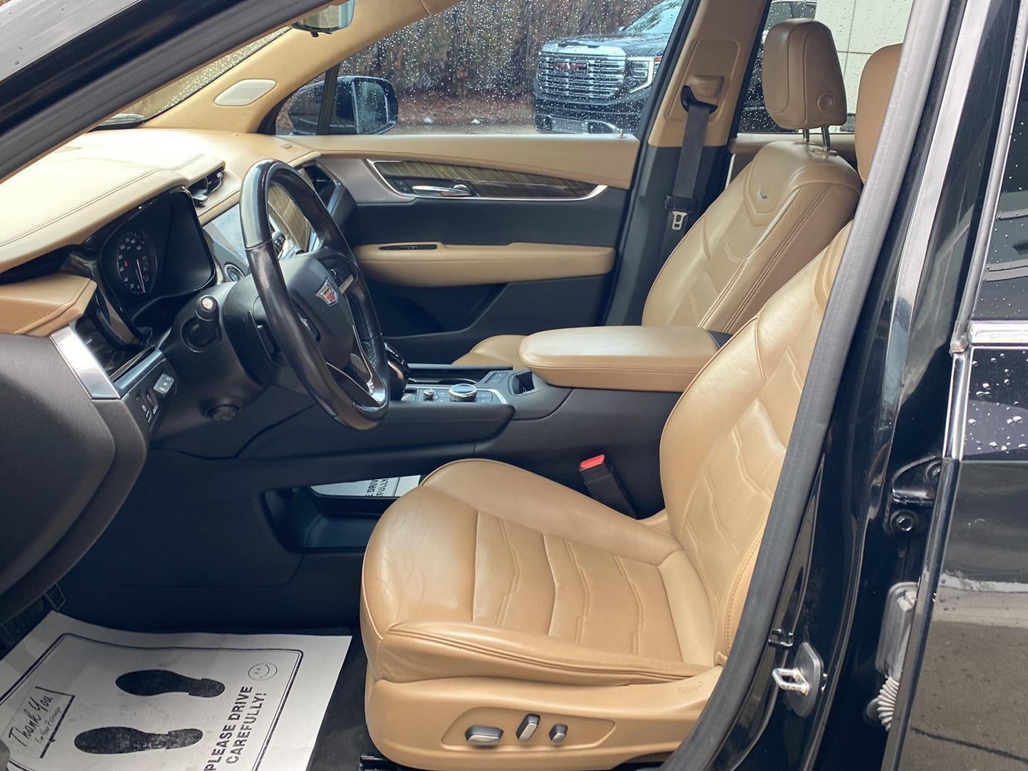 2020 Cadillac XT6 Premium Luxury