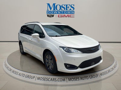 2020 Chrysler Pacifica Hybrid Limited