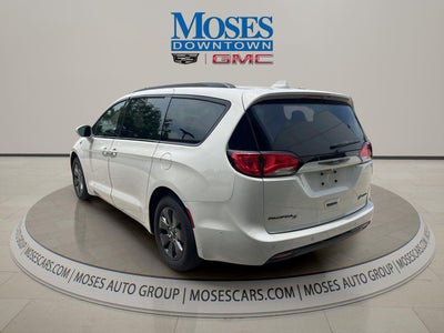 2020 Chrysler Pacifica Hybrid Limited