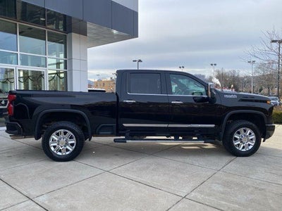 2024 Chevrolet Silverado 2500 HD High Country