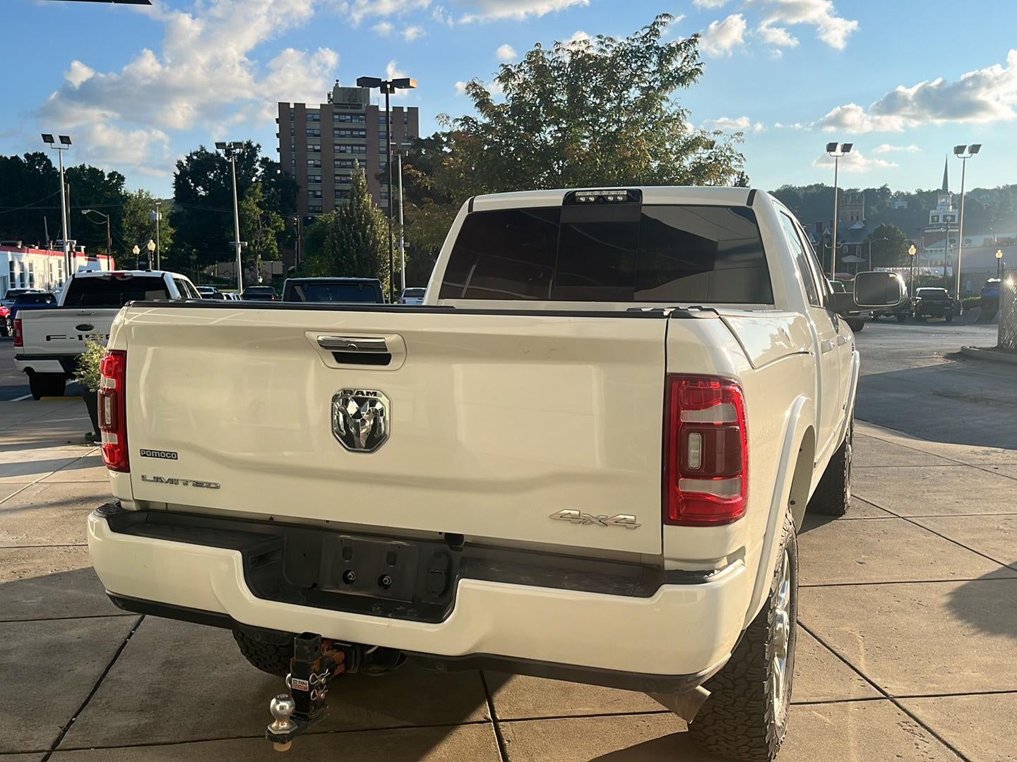 2019 RAM 2500 Limited Crew Cab 4x4 6'4" Box