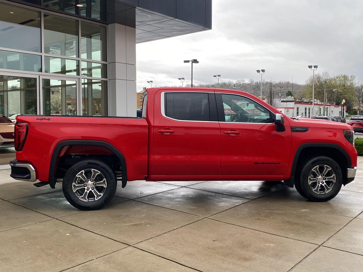 2026 GMC Sierra 1500 SLE