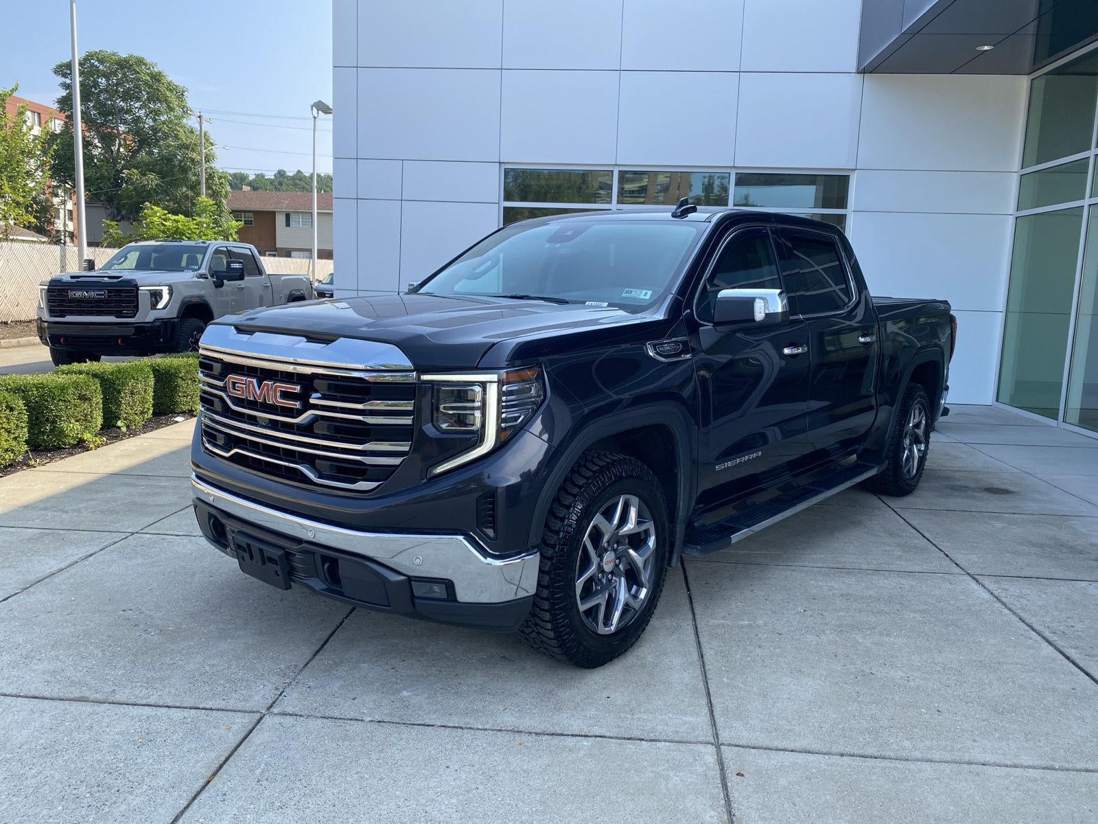 2022 GMC Sierra 1500 SLT