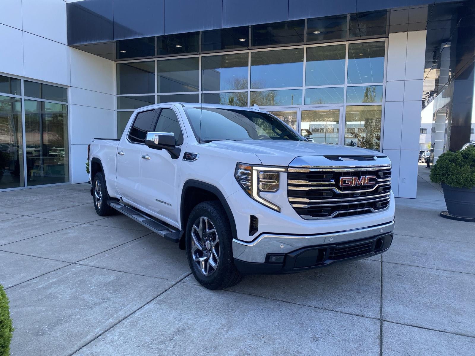 2023 GMC Sierra 1500 SLT