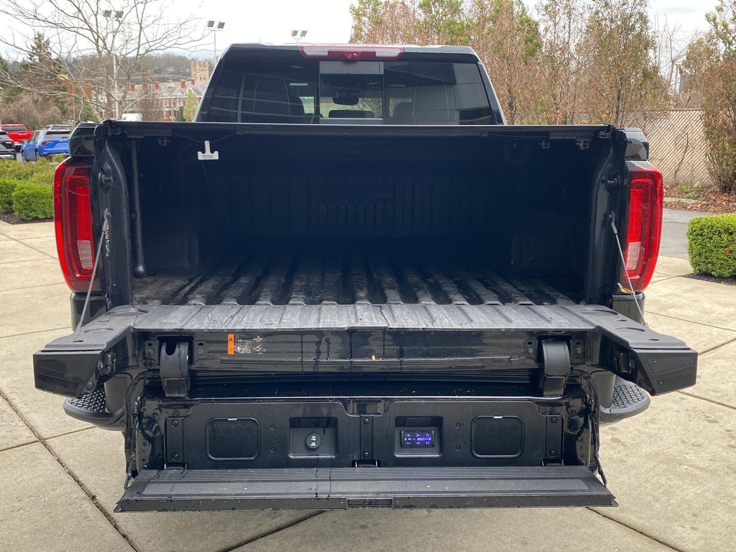 2025 GMC Sierra 1500 AT4X