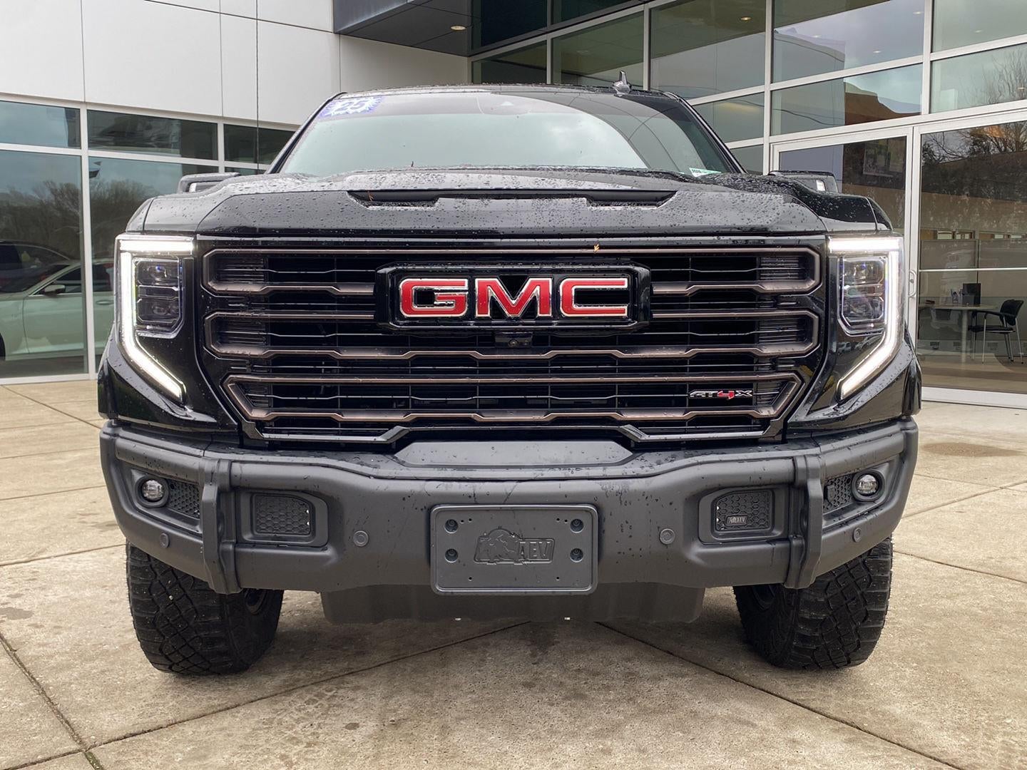 2025 GMC Sierra 1500 AT4X