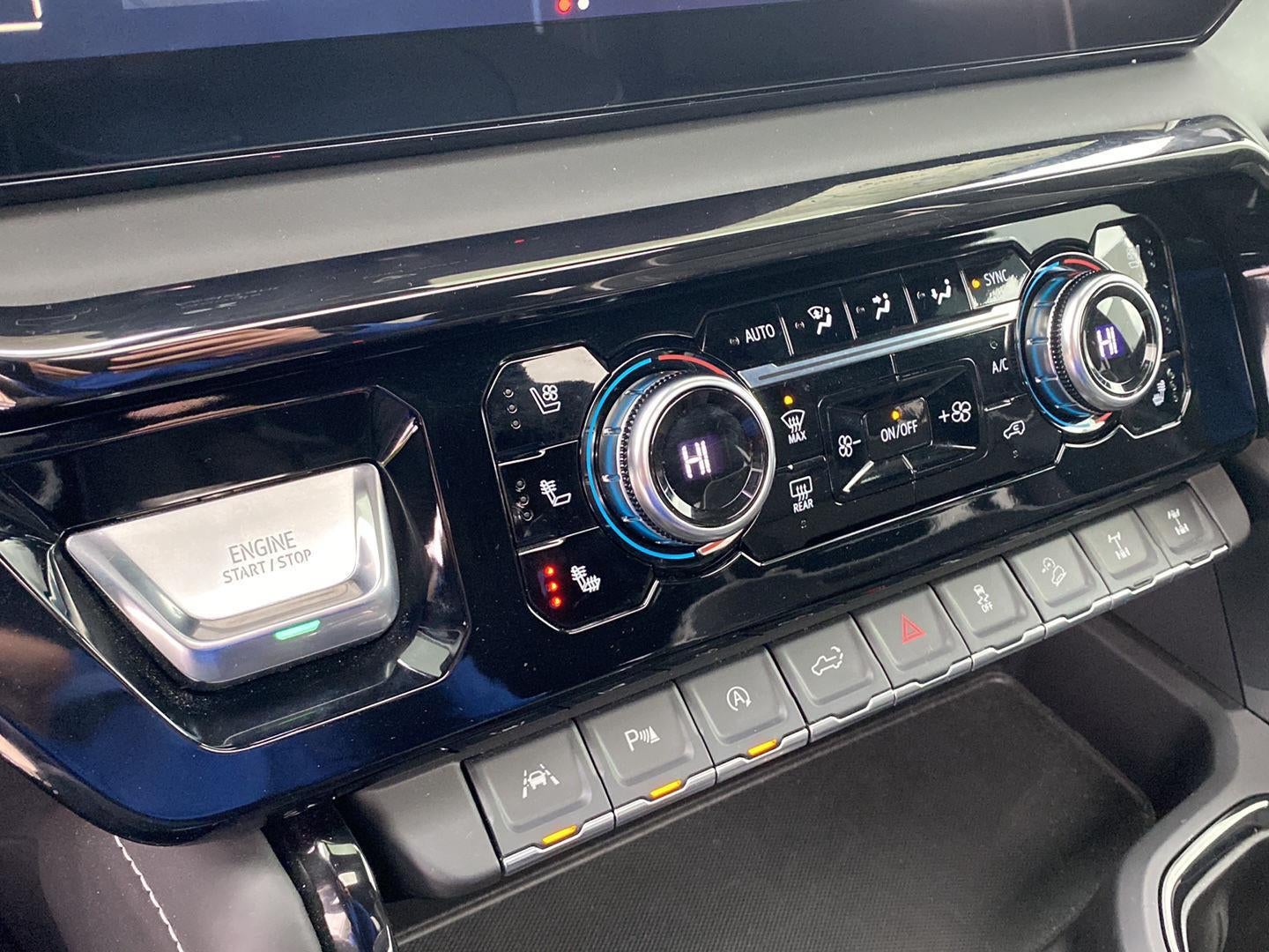 2025 GMC Sierra 1500 AT4X