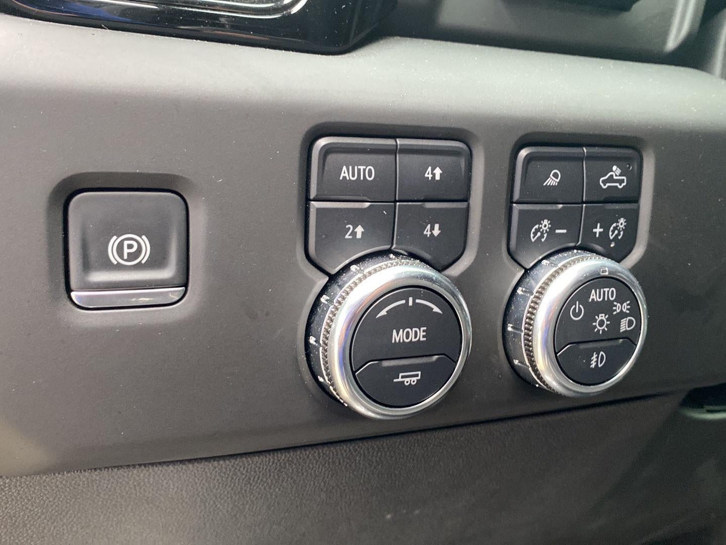 2025 GMC Sierra 1500 AT4X