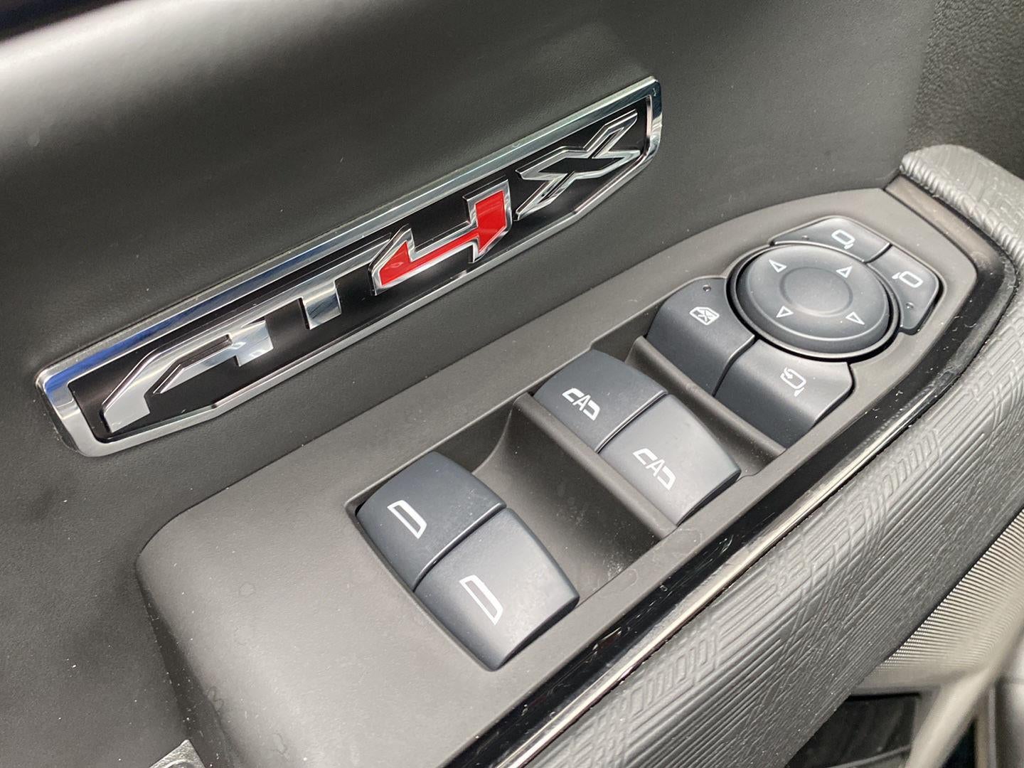 2025 GMC Sierra 1500 AT4X