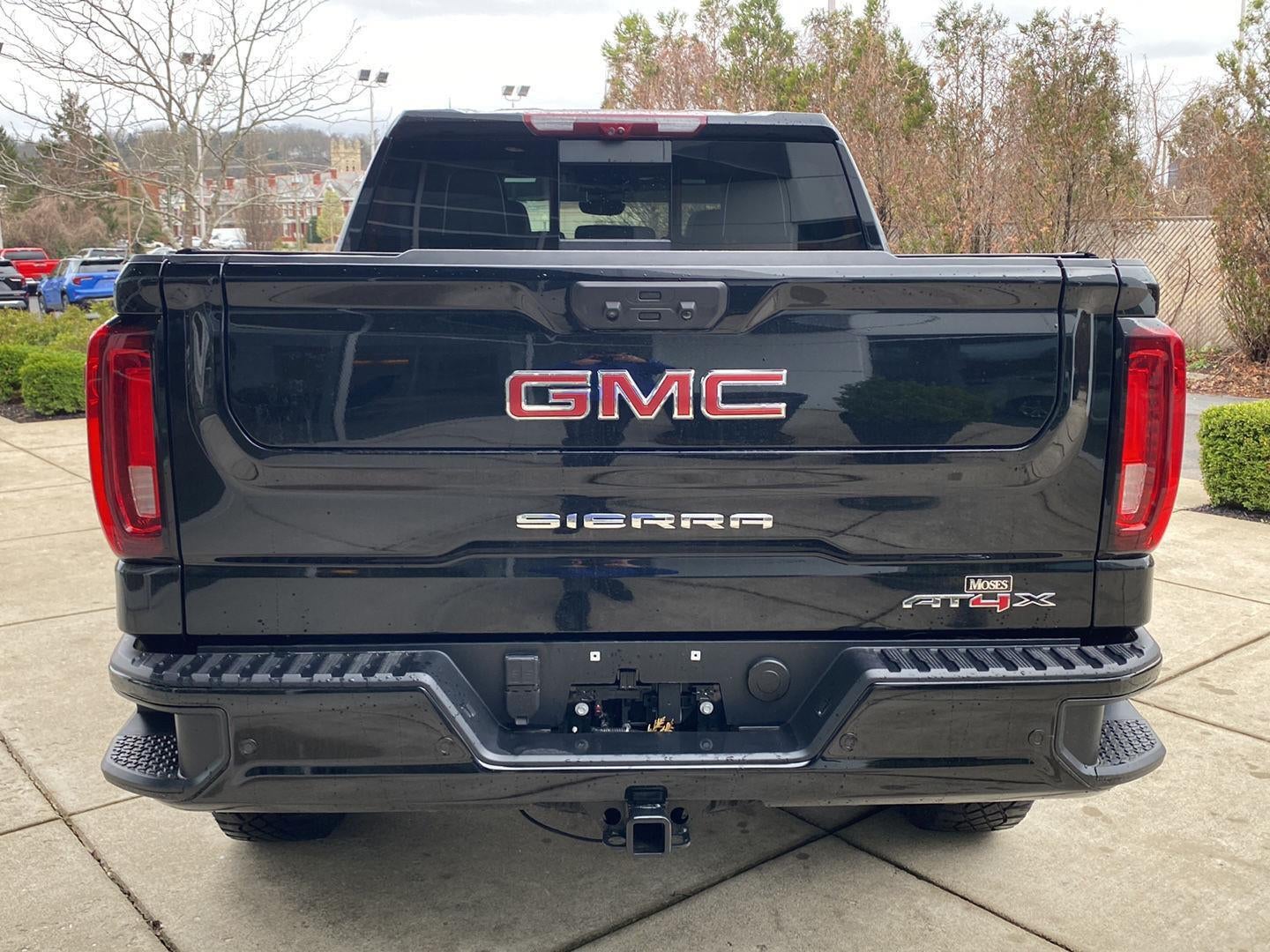 2025 GMC Sierra 1500 AT4X