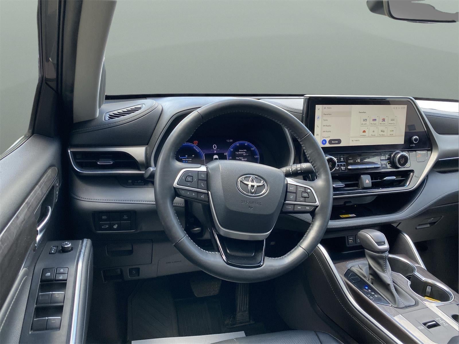 2023 Toyota Highlander Hybrid Limited
