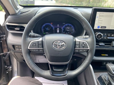 2023 Toyota Highlander Hybrid Limited