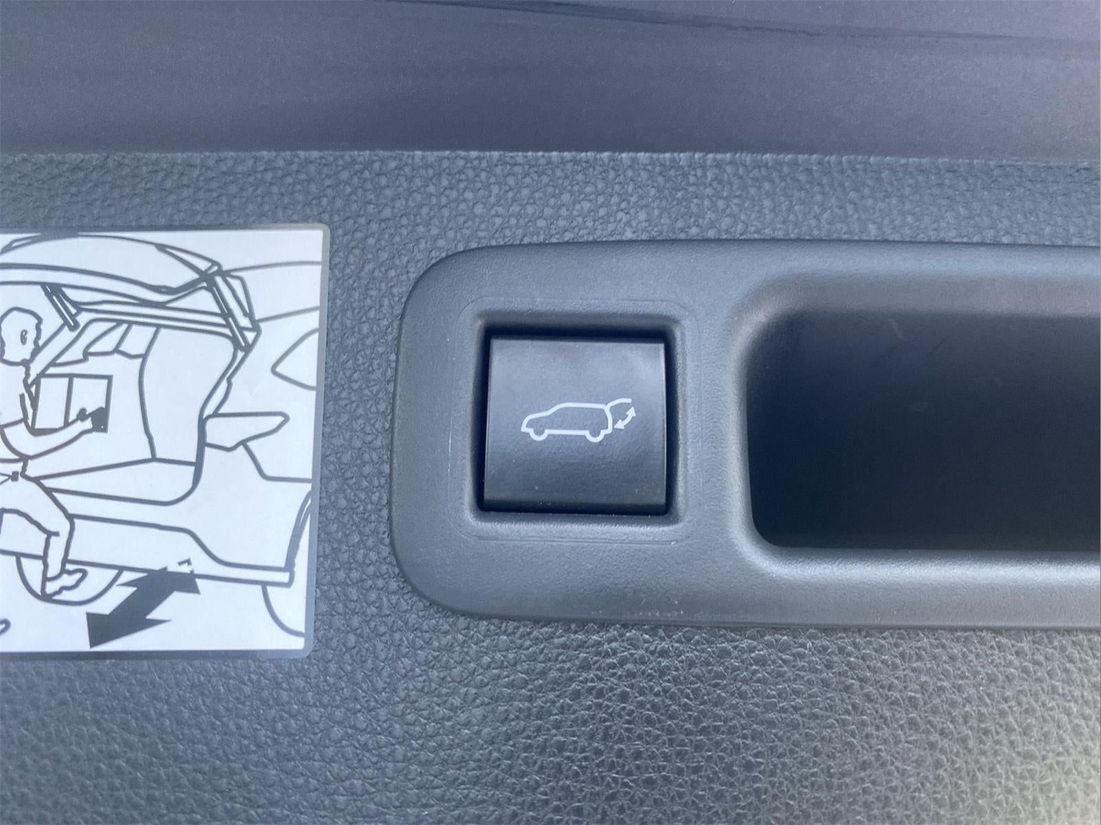 2022 Toyota Highlander Hybrid Limited