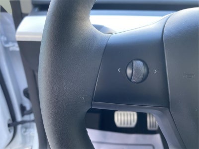 2024 Tesla Model Y Performance