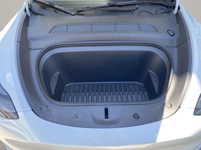 2024 Tesla Model Y Performance