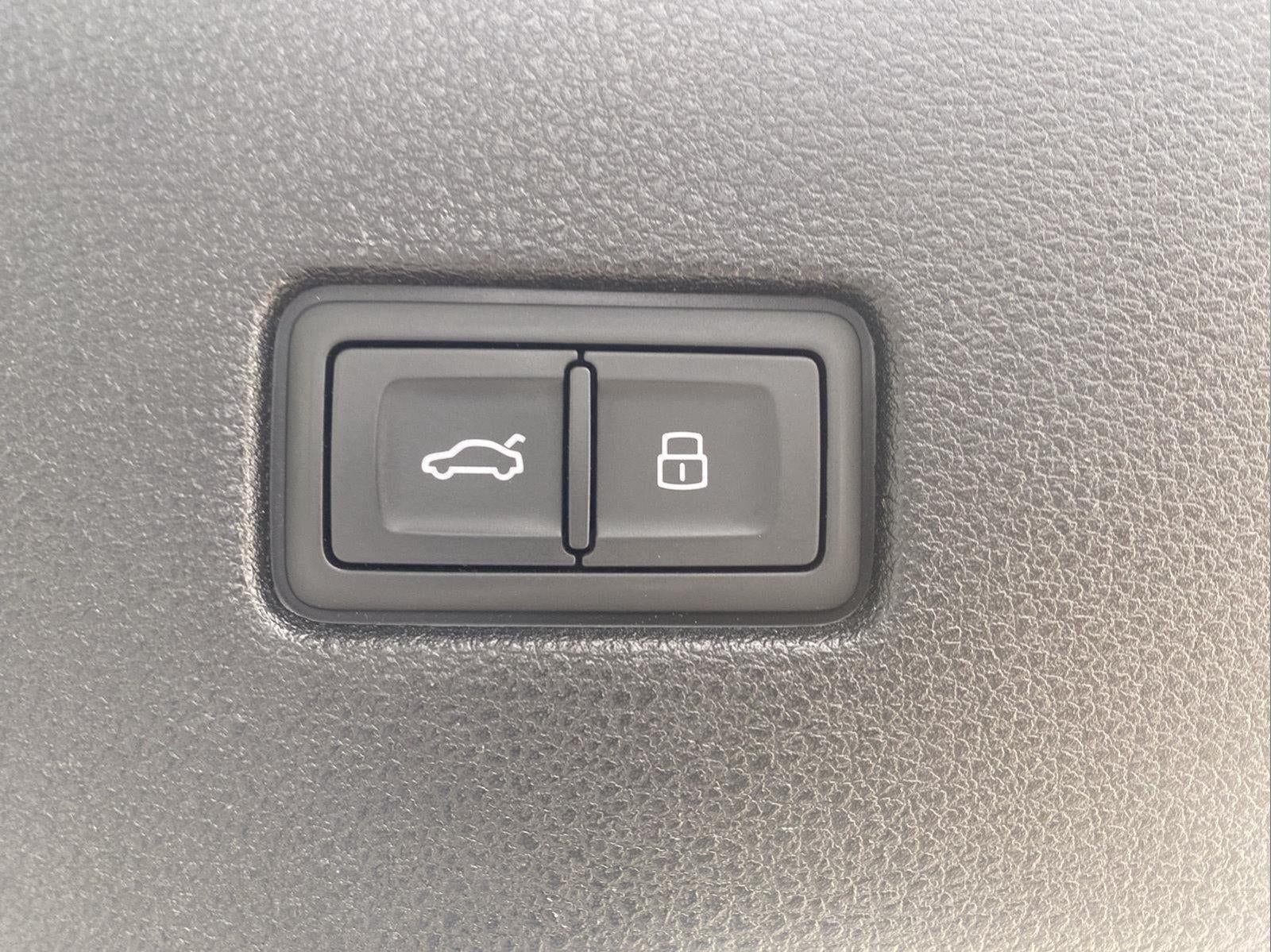 2019 Audi Q8 55 Premium