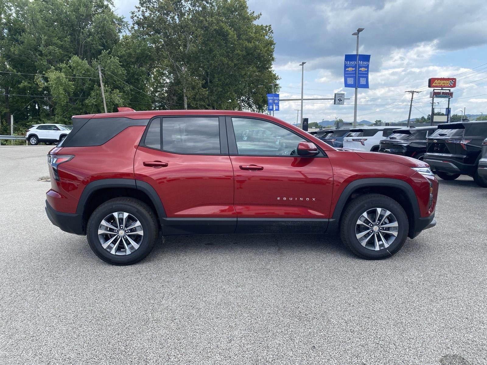2027 Chevrolet Equinox LT