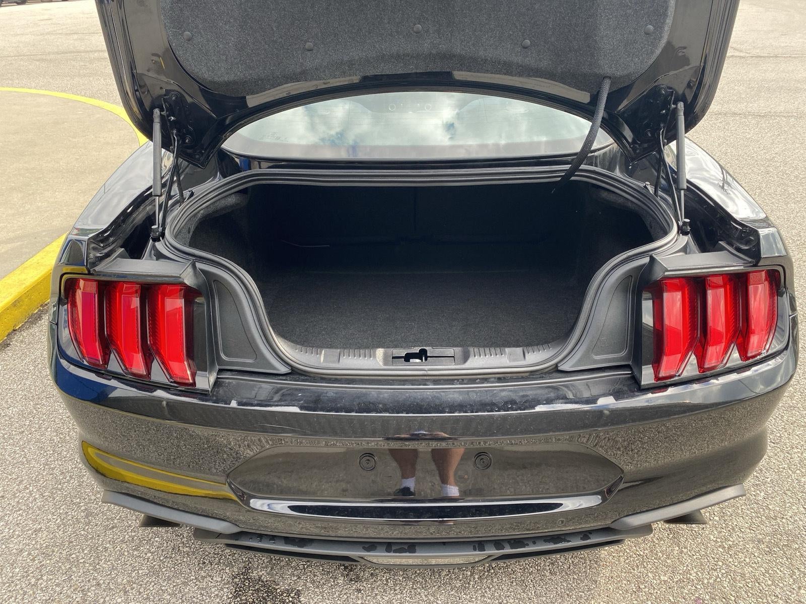 2022 Ford Mustang EcoBoost