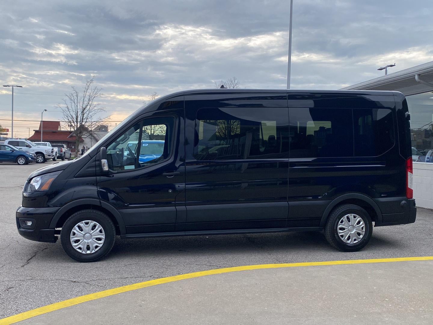 2024 Ford Transit 350 XLT