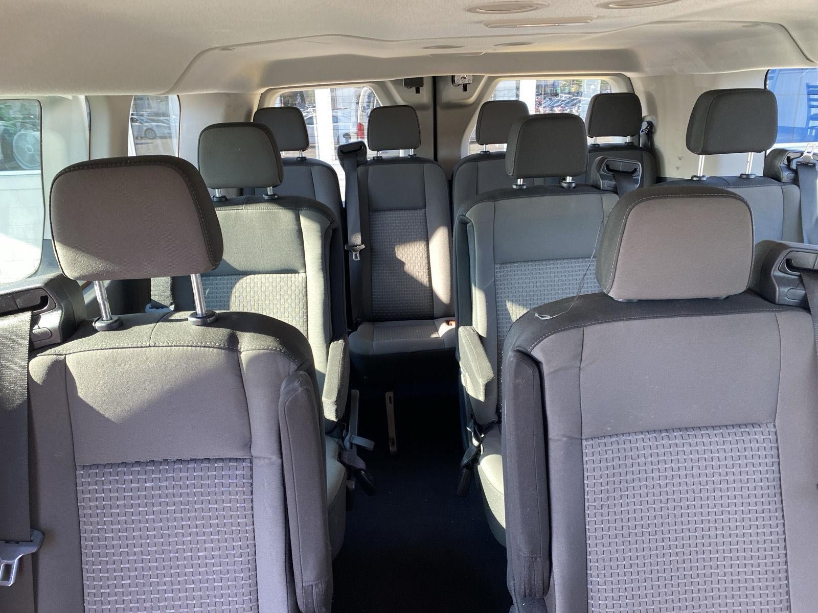 2024 Ford Transit Passenger Wagon XLT