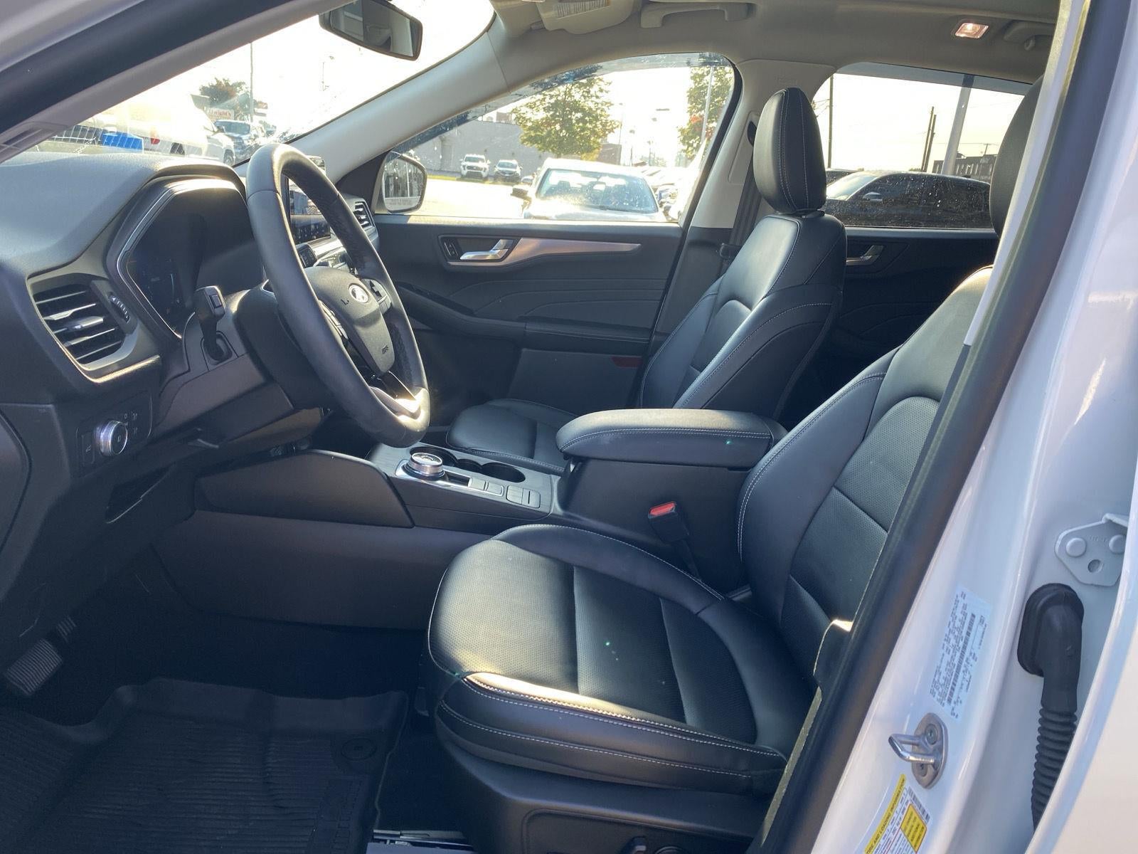 2022 Ford Escape Titanium