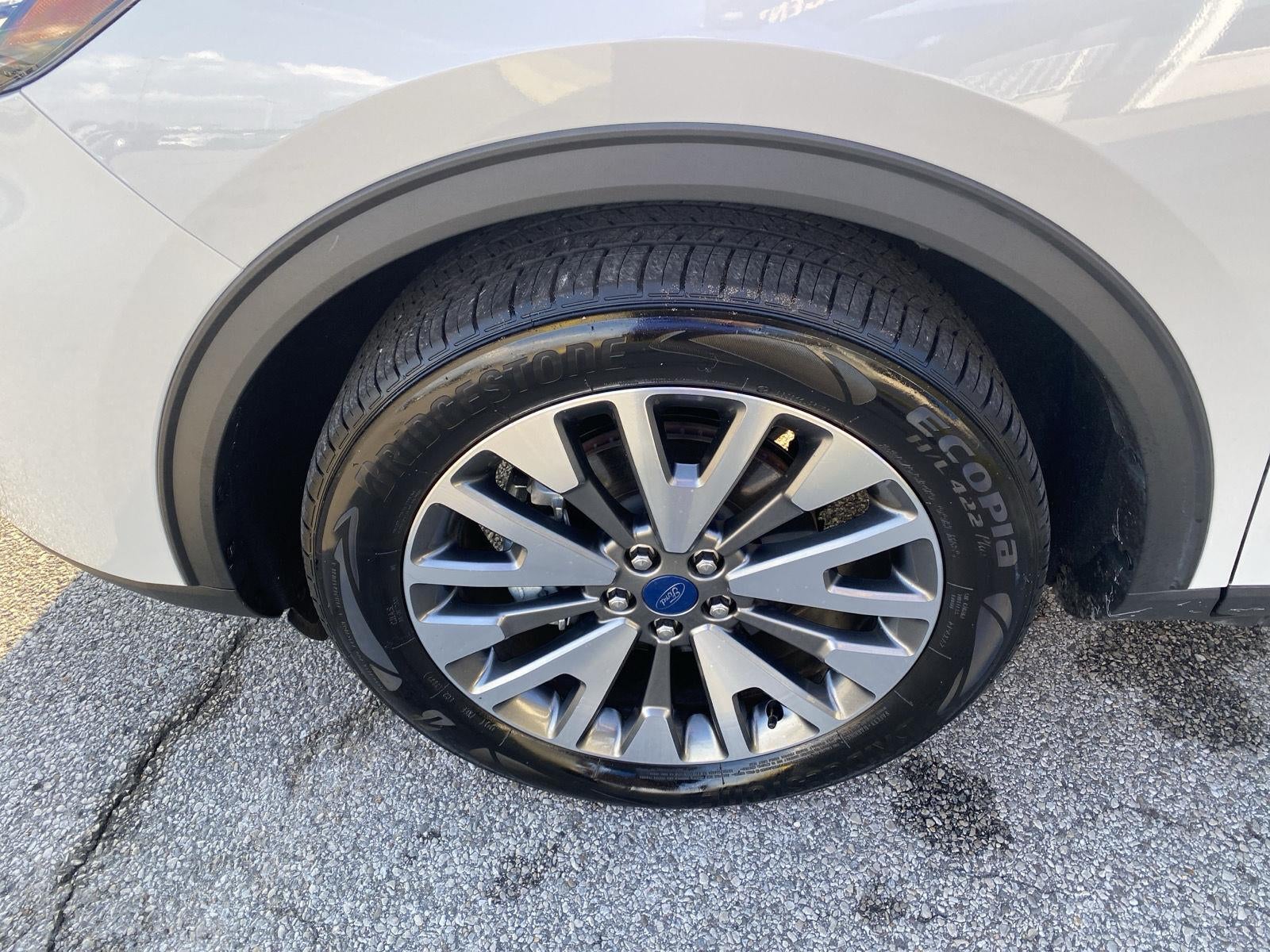 2022 Ford Escape Titanium