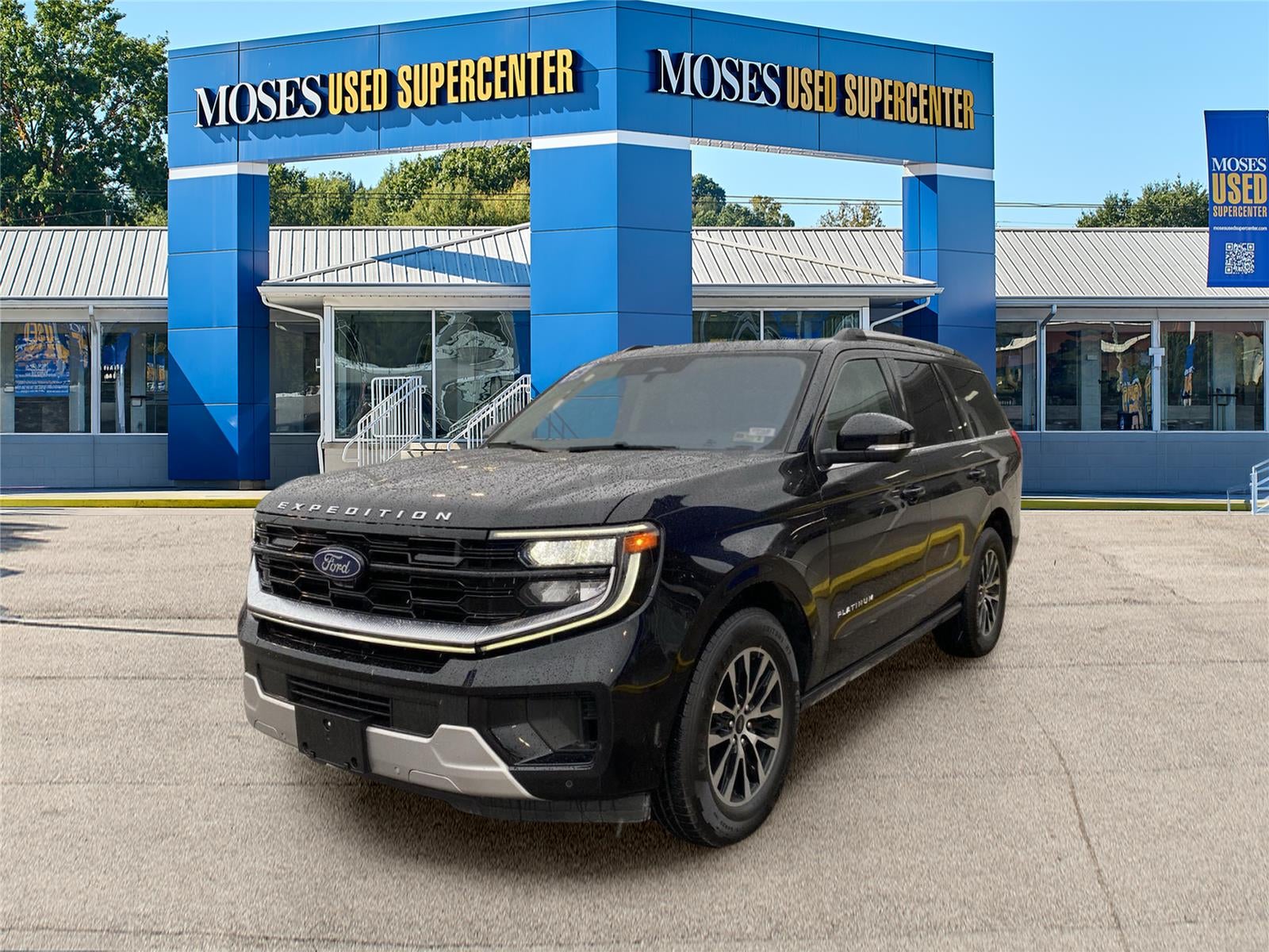 2025 Ford EXPEDITION Base