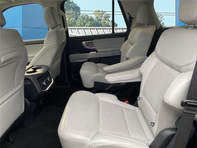 2025 Ford EXPEDITION Base