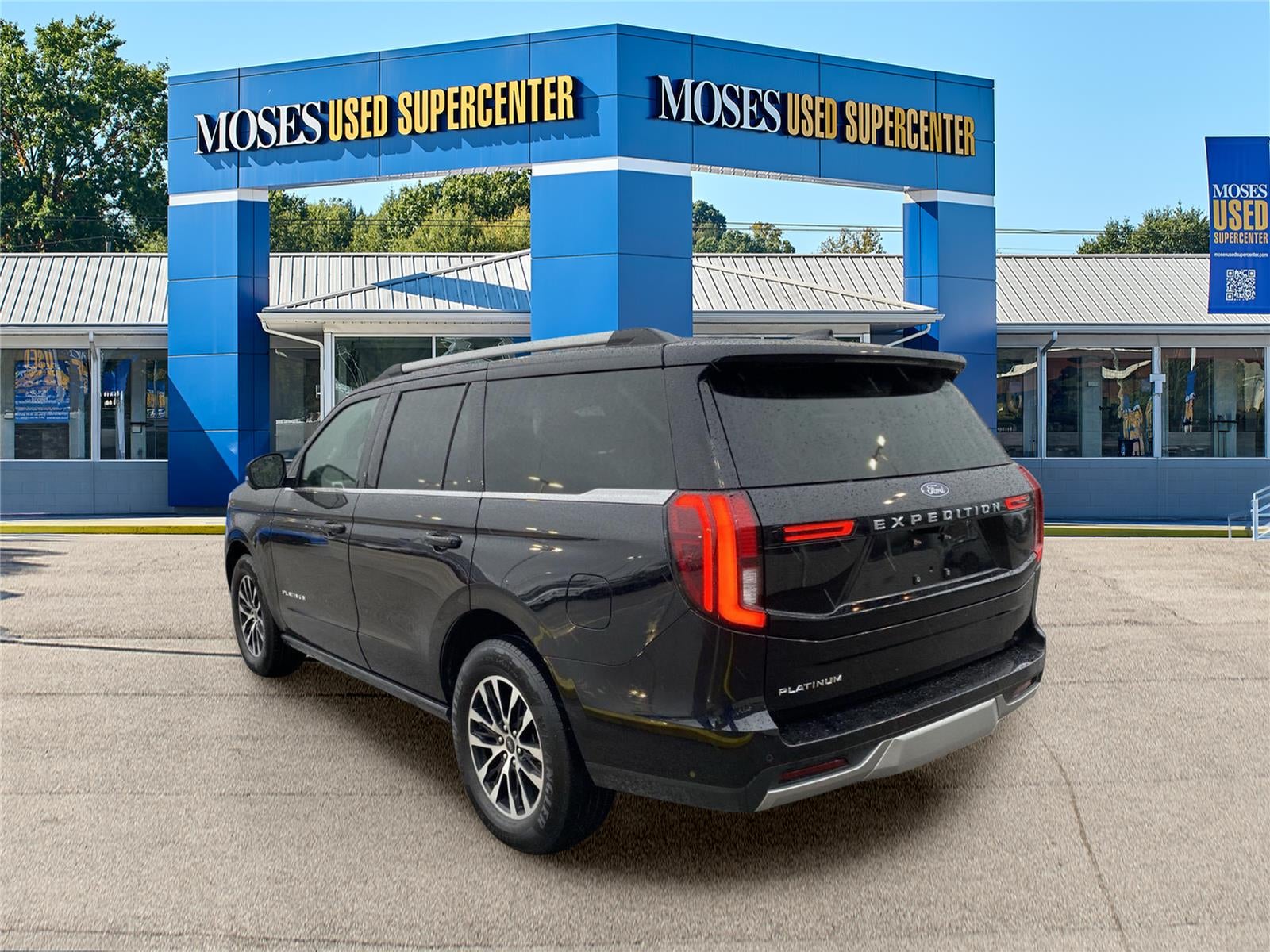 2025 Ford EXPEDITION Base
