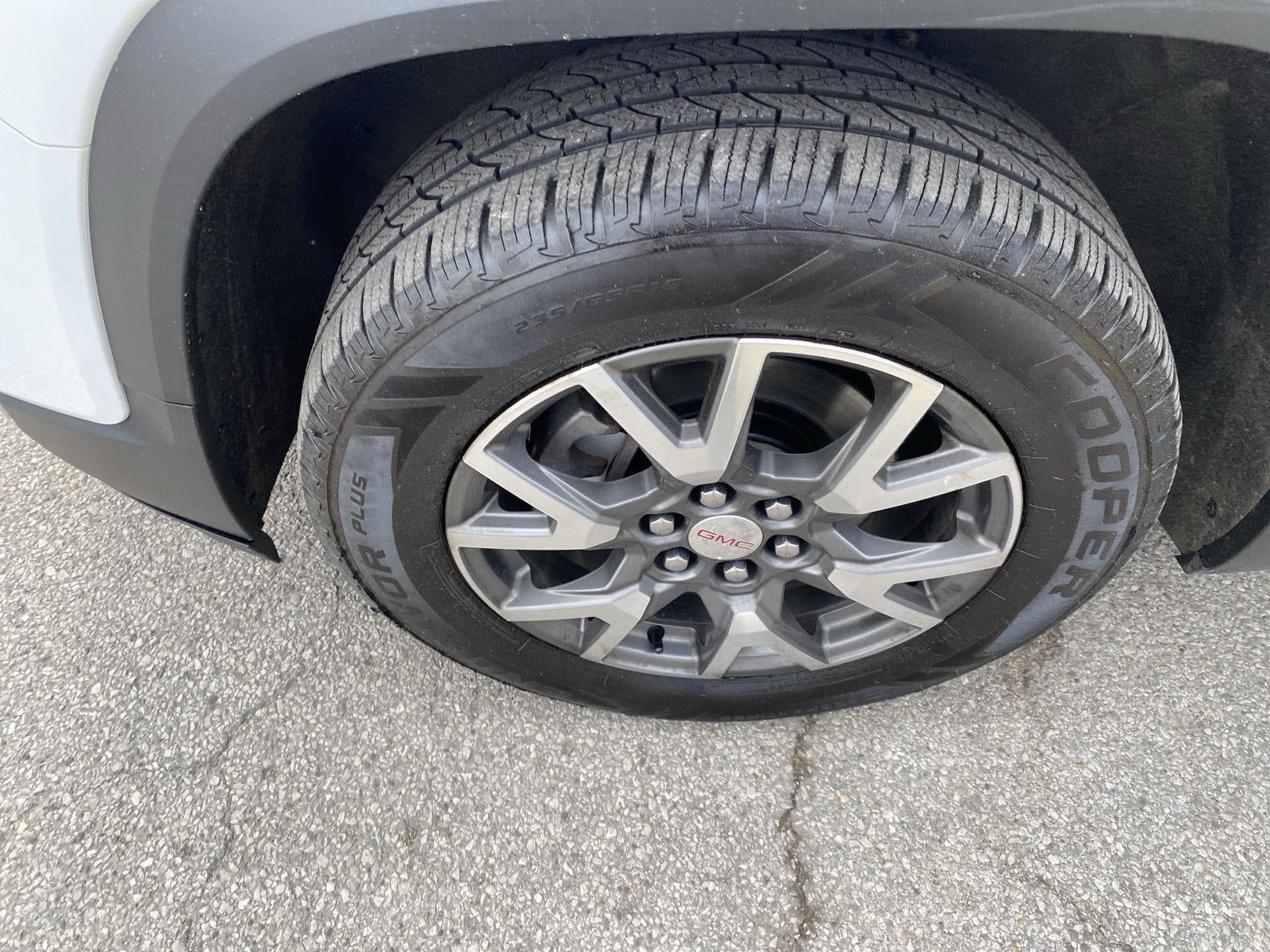 2020 GMC Acadia SLE