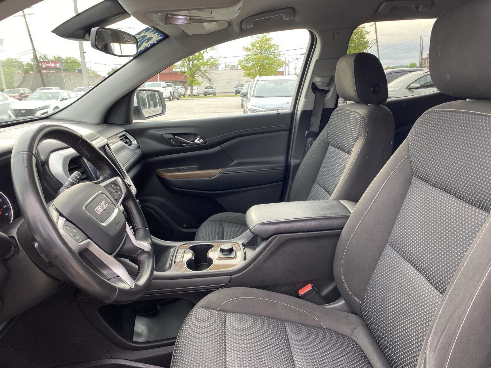 2020 GMC Acadia SLE