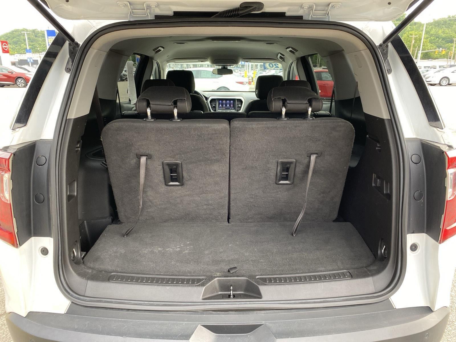 2020 GMC Acadia SLE