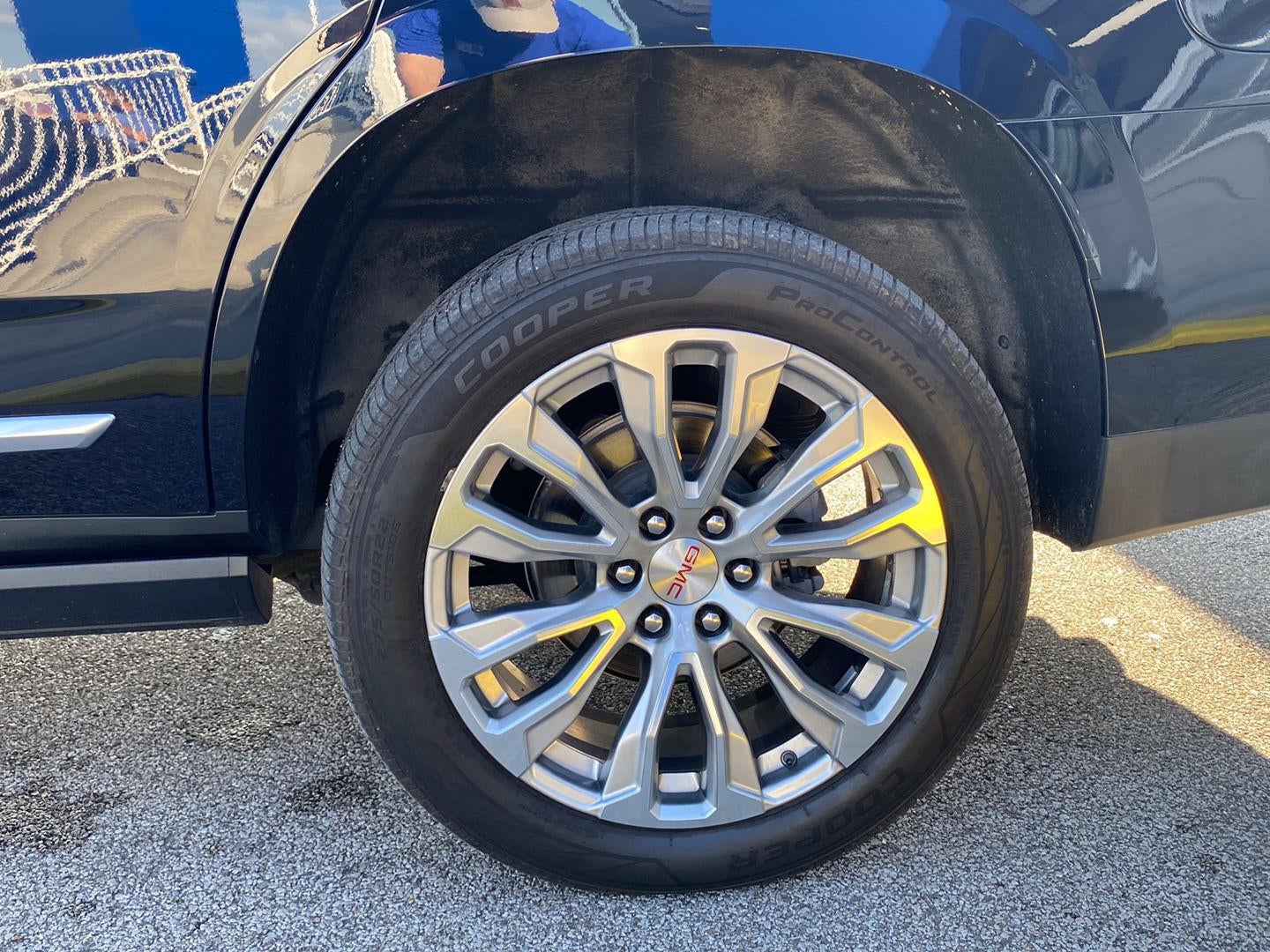 2024 GMC Yukon Denali