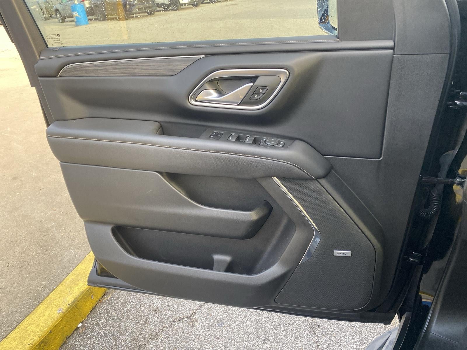 2022 GMC Yukon XL SLT