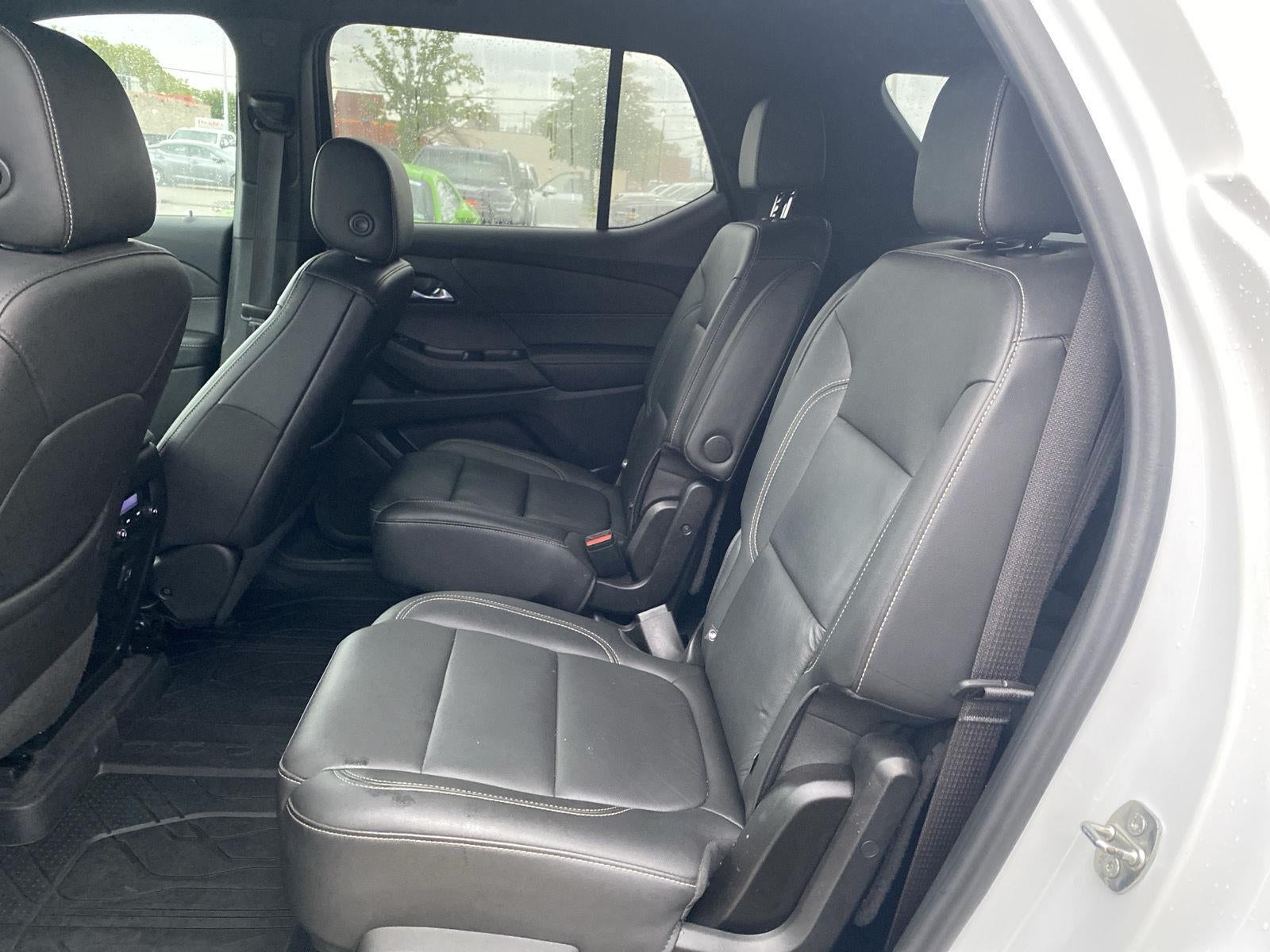 2022 Chevrolet Traverse LT Leather