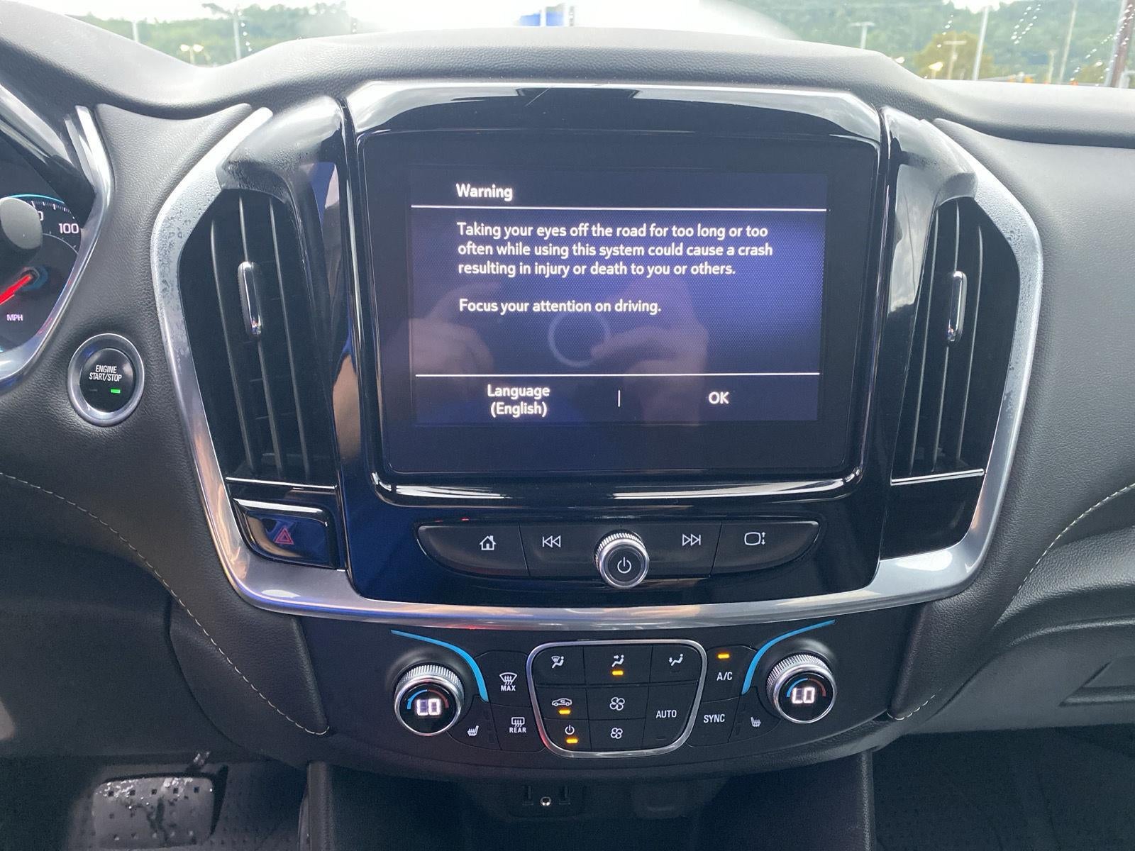 2022 Chevrolet Traverse LT Leather