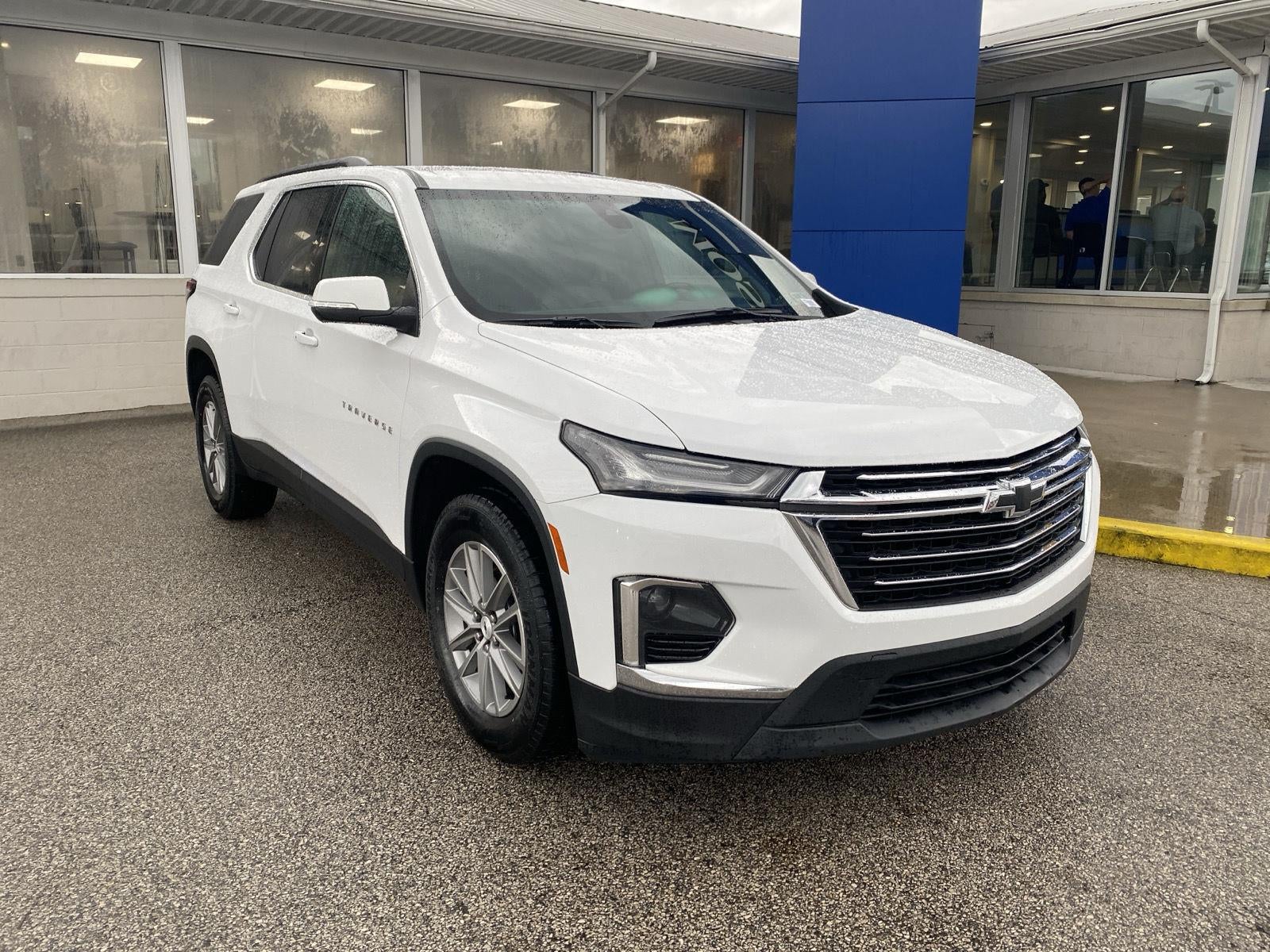 2022 Chevrolet Traverse LT Leather